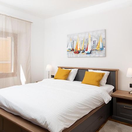 Sena Luxury Apartments Pula Buitenkant foto
