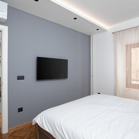 Sena Luxury Apartments Pula Buitenkant foto