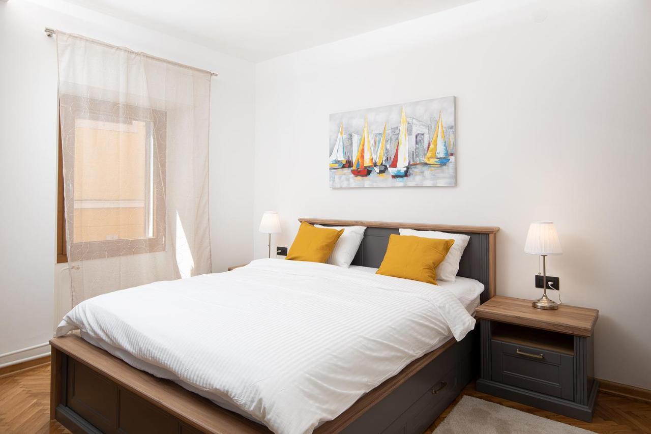 Sena Luxury Apartments Pula Buitenkant foto