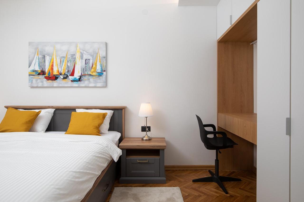 Sena Luxury Apartments Pula Buitenkant foto