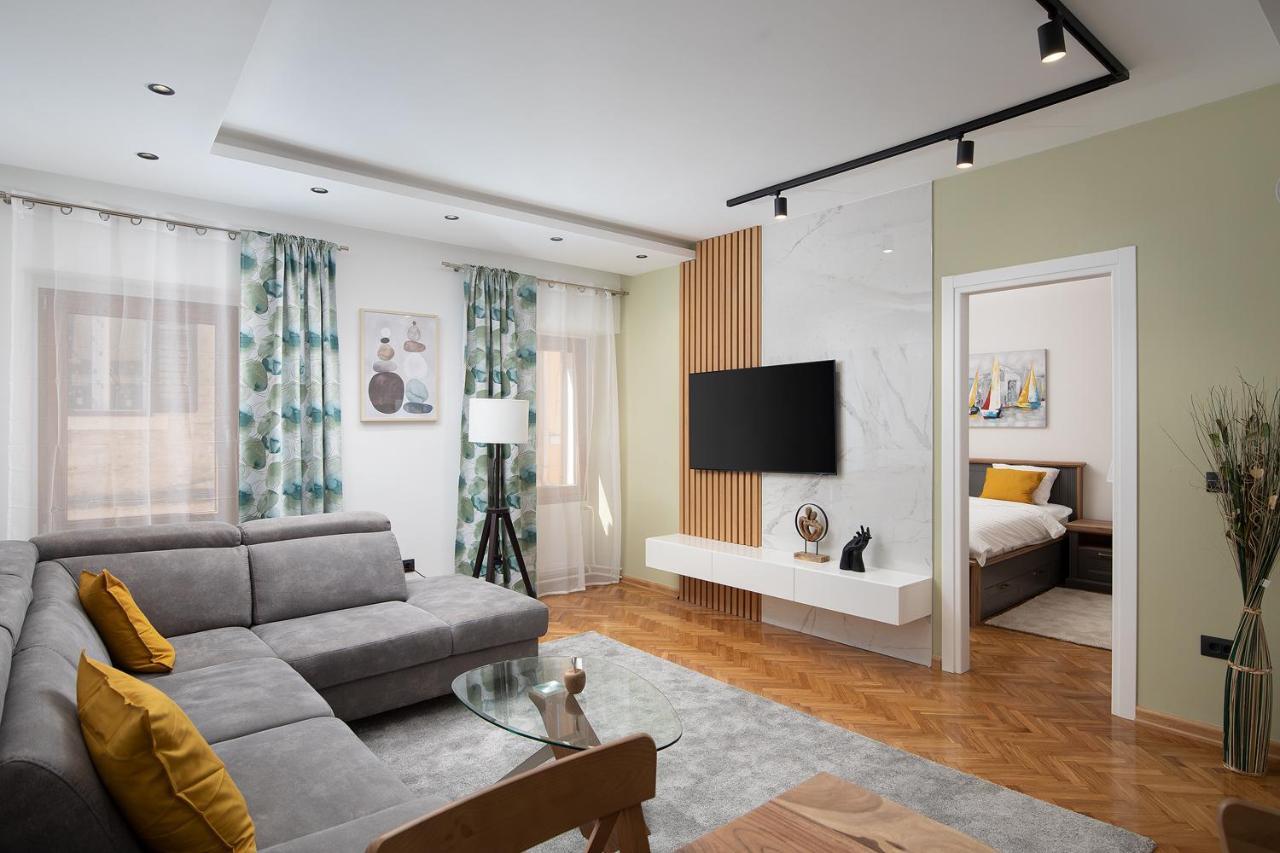 Sena Luxury Apartments Pula Buitenkant foto
